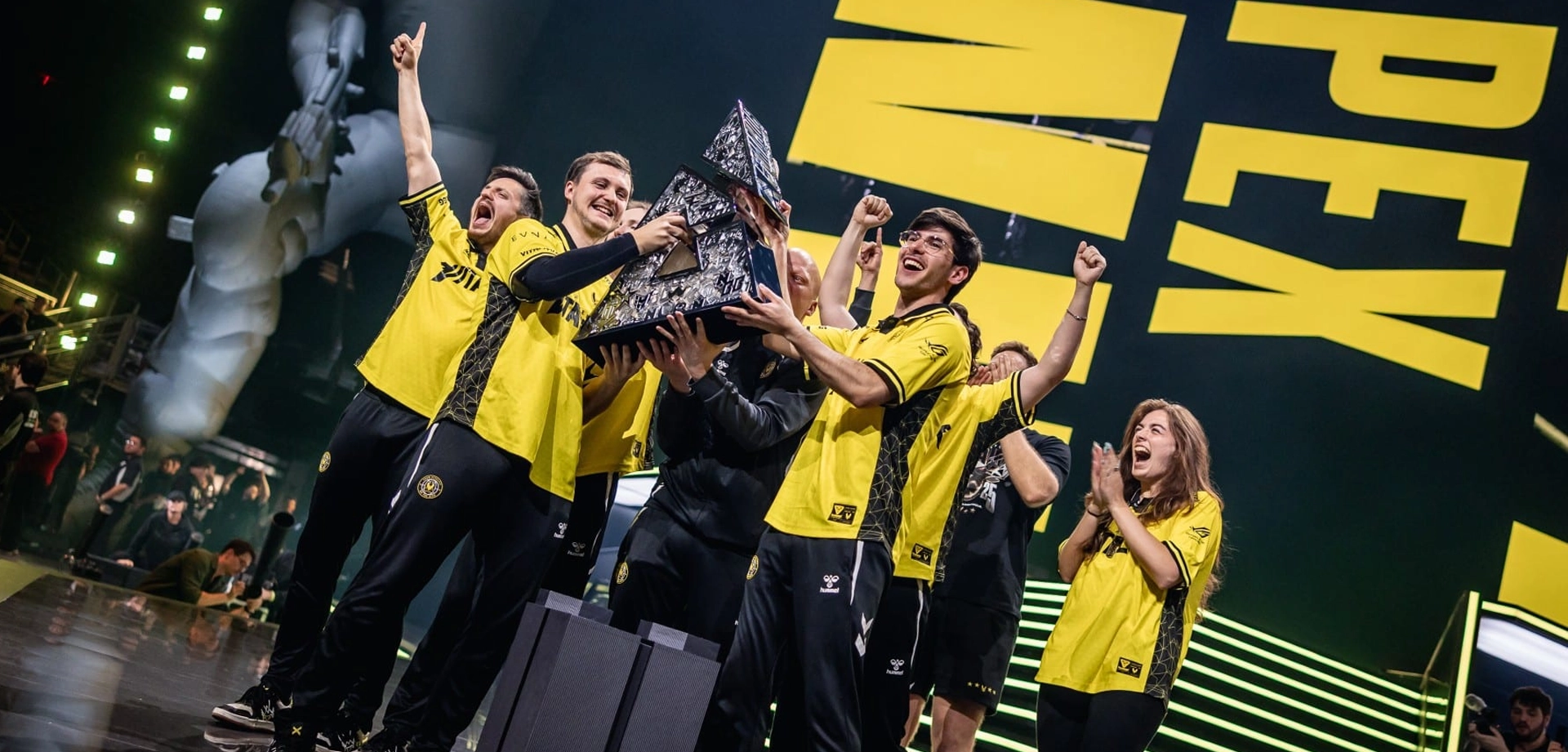 CS2 Pro Gaming Keyboard Thumbnail